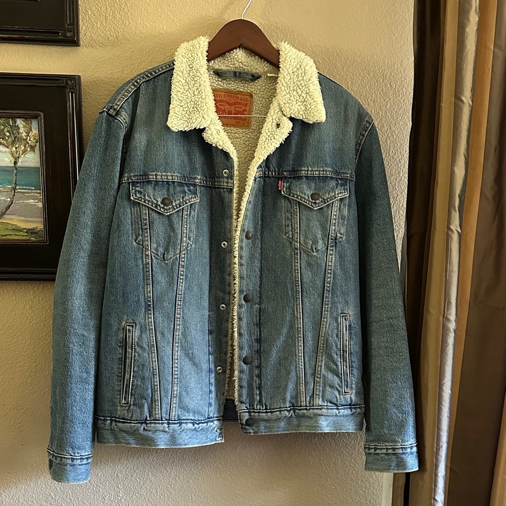 Levi's Light Blue Denim Jacket with Sherpa Lining